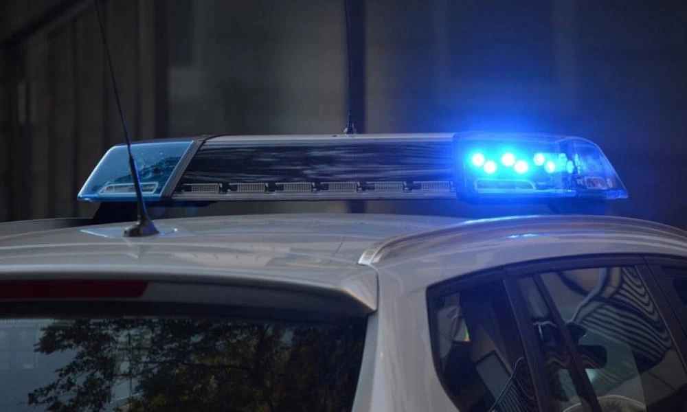 Απίστευτο περιστατικό στον Βόλο: Απείλησε και χτύπησε δυο γυναίκες για να κλέψει... παντελόνι!